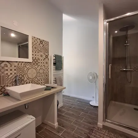 Avec Terrasse 3* Vouillé-les-Marais